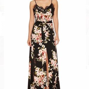 ⚡️Bisou Bisou Floral Maxi Dress